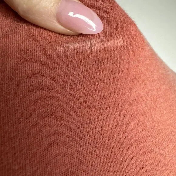 Walt Disney Classic Collection Mickey Mouse T Shirt Womens Size Small Pink USA - Picture 8 of 9